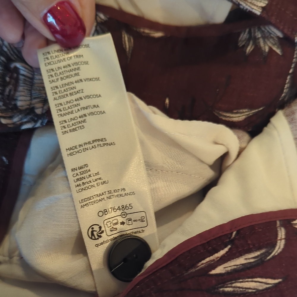 Anthropologie Burgundy Floral Wide Leg Pants - NWT - Picture 6 of 10